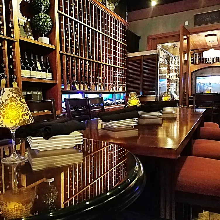 The Vineyard Wine Bar & Bistro - Orlando, Orlando, FL