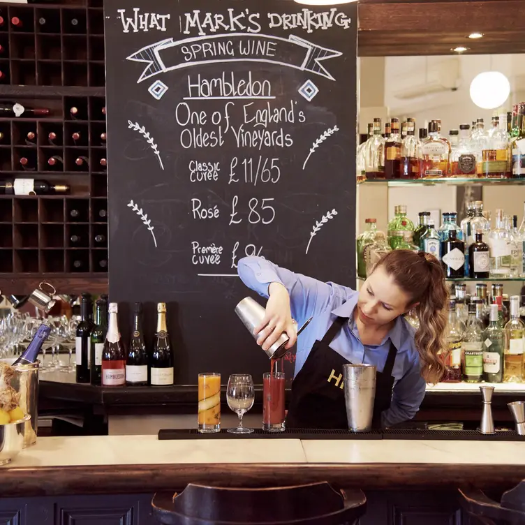 HIX Oyster and Chop House Bar Counter, London, 