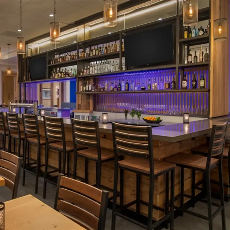 Grays at the Park - Hilton Vancouver Restaurant - Vancouver, WA | OpenTable