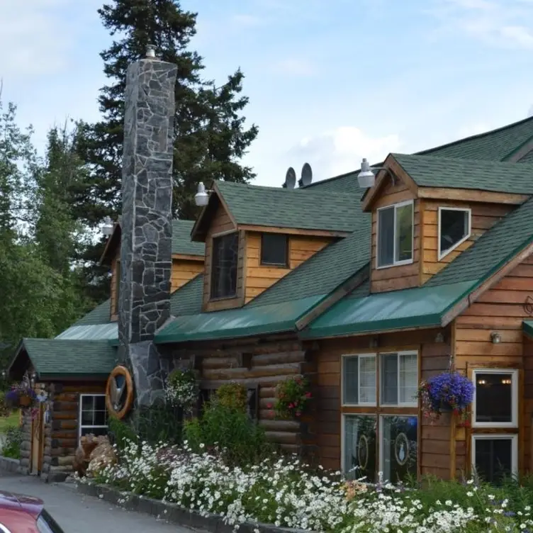 Summit Lake Lodge, Moose Pass, AK