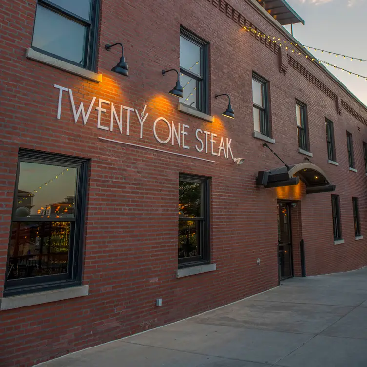 Twenty One Steak, Pueblo, CO