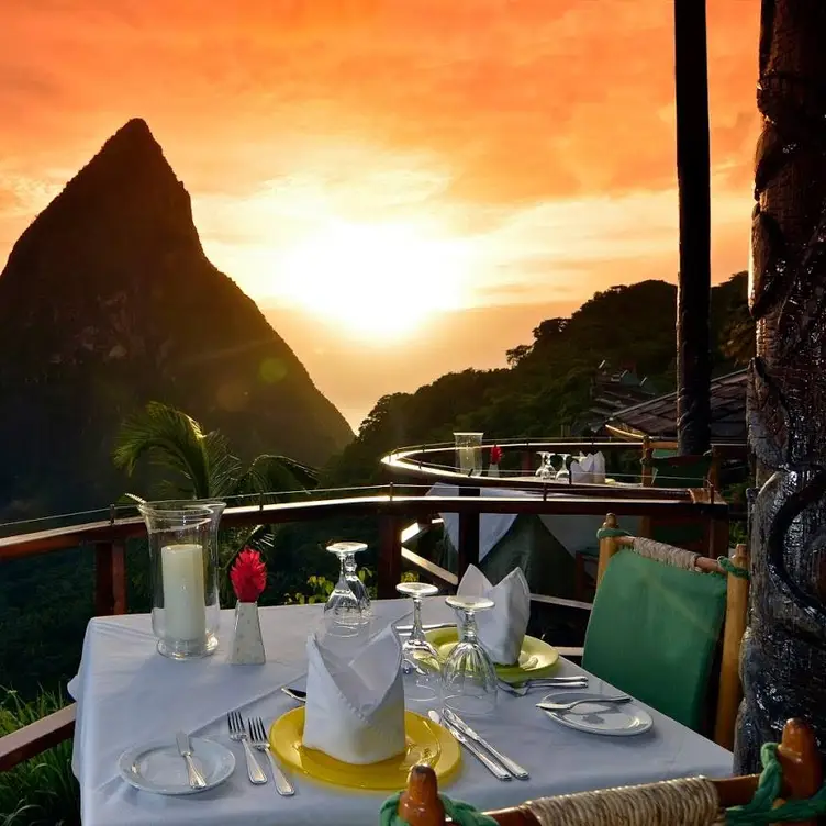 Dasheene - Adults Only, Soufriere, Soufriere