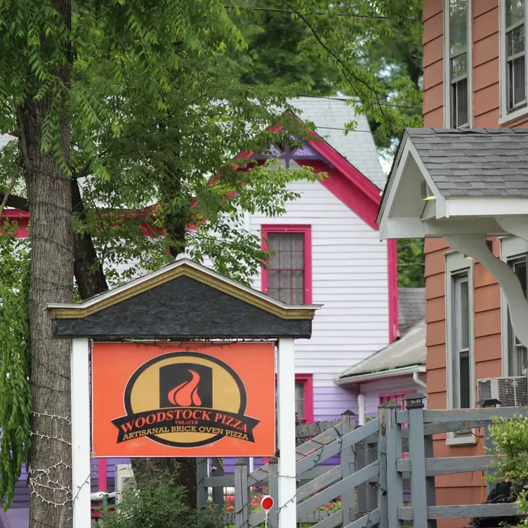 Woodstock Pizza Theater, Woodstock, NY