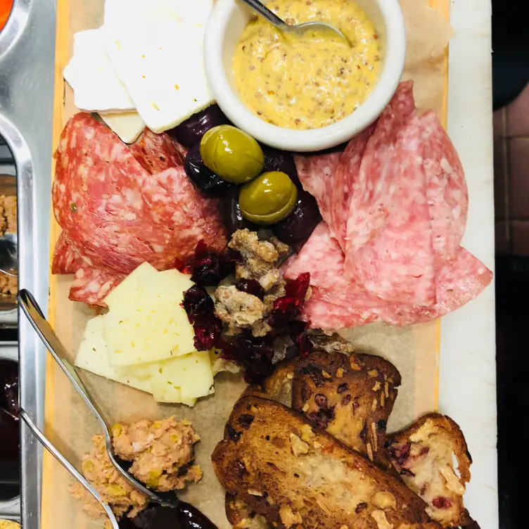 YaYa's Euro Bistro Overland Park Restaurant Overland Park, KS