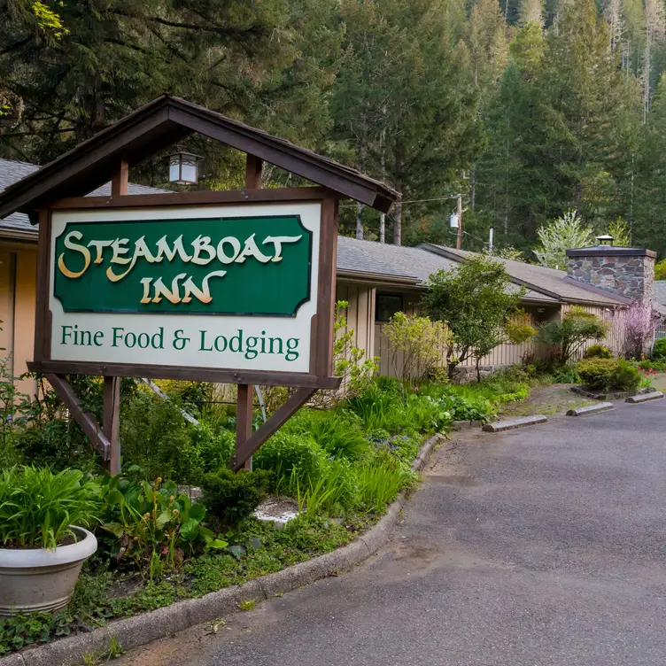 Steamboat Inn - Updated 2024, Northwest American Restaurant in Idleyld ...