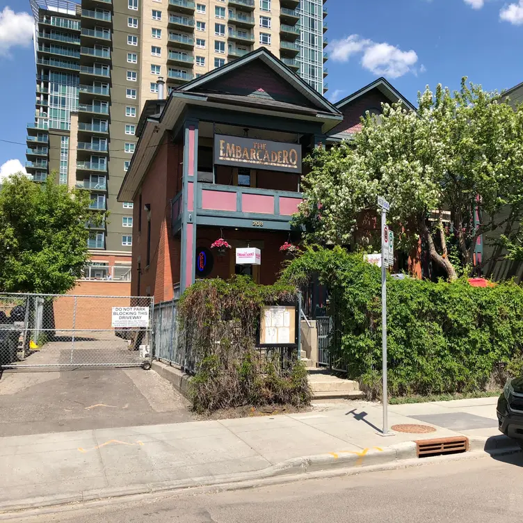 Embarcadero Wine and Oyster Bar, Calgary, AB