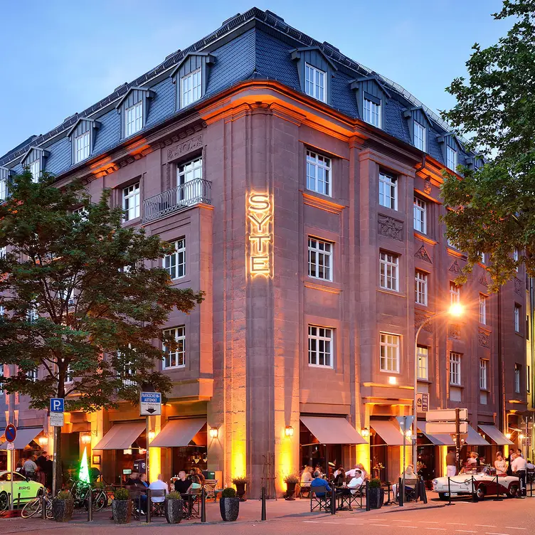 SYTE Restaurant - SYTE Hotel，BWMannheim