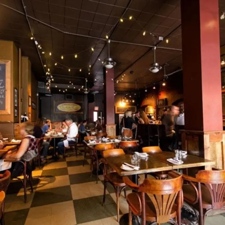 The Elmdale Oyster House & Tavern Restaurant Ottawa, ON OpenTable