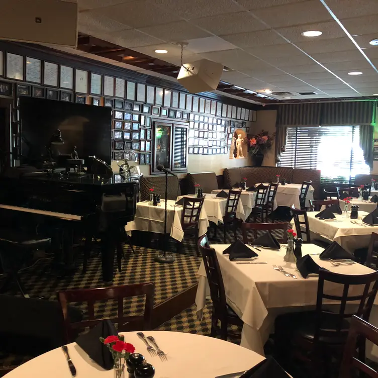 Altobeli's Restaurant and Piano Bar, Alpharetta, GA