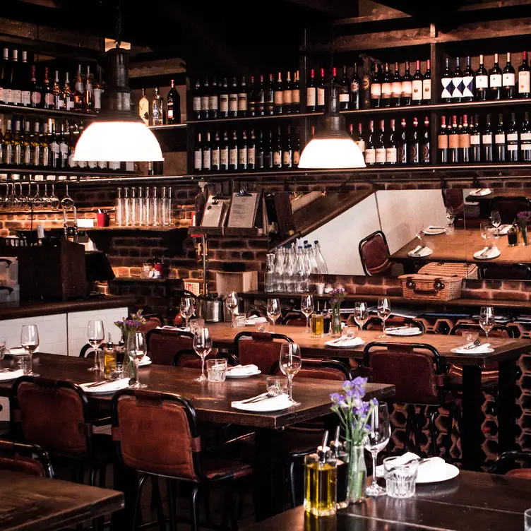 Enoteca da Luca - Guildhall, London, 