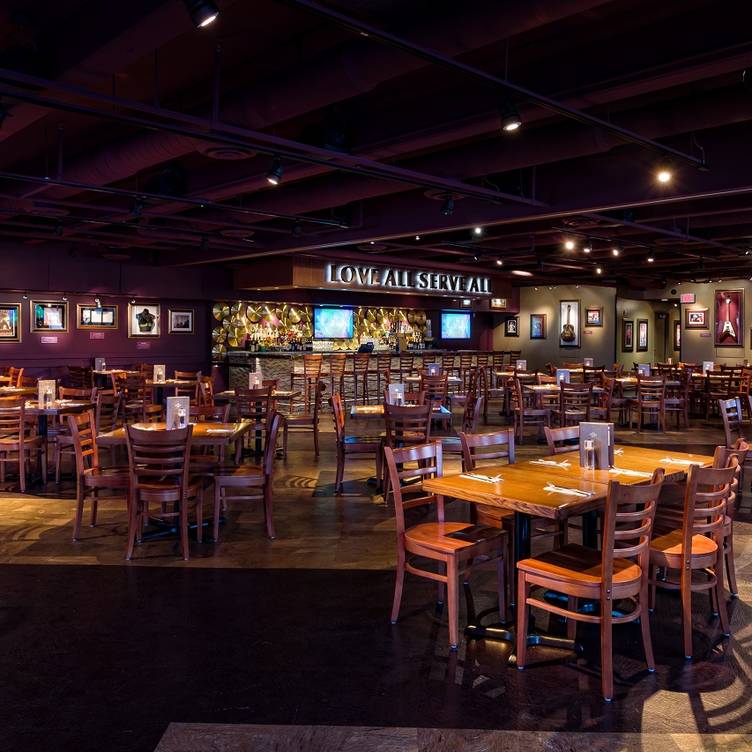 Hard Rock Cafe Anchorage Permanently Closed Restaurant Anchorage Ak Opentable