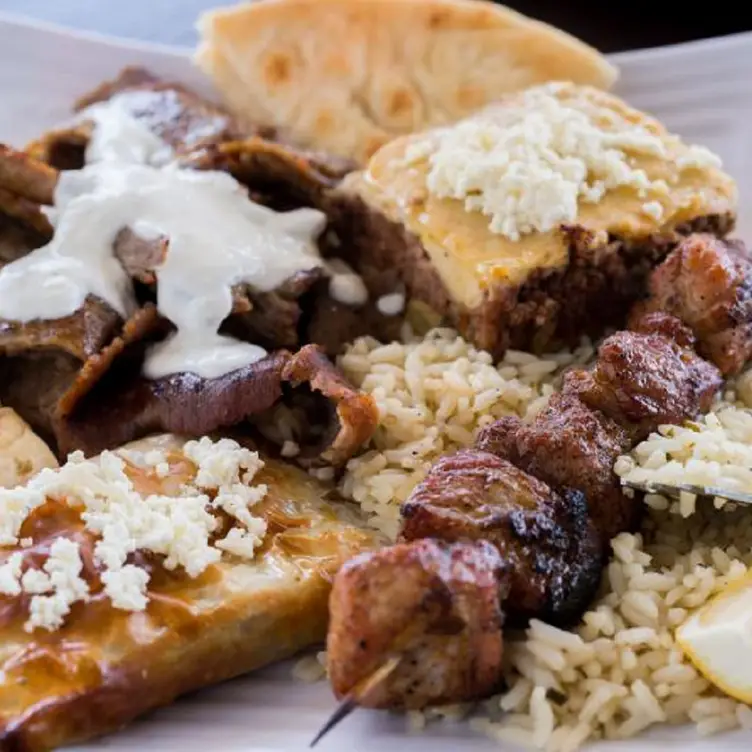 Atheneos Greek Village Cafe，TXMesquite