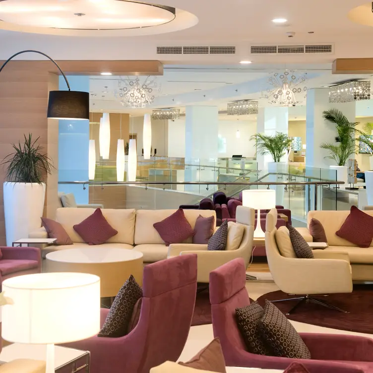 Halwa Lounge Cafe - Holiday Inn AlSeeb Muscat, Al Seeb, Muscat