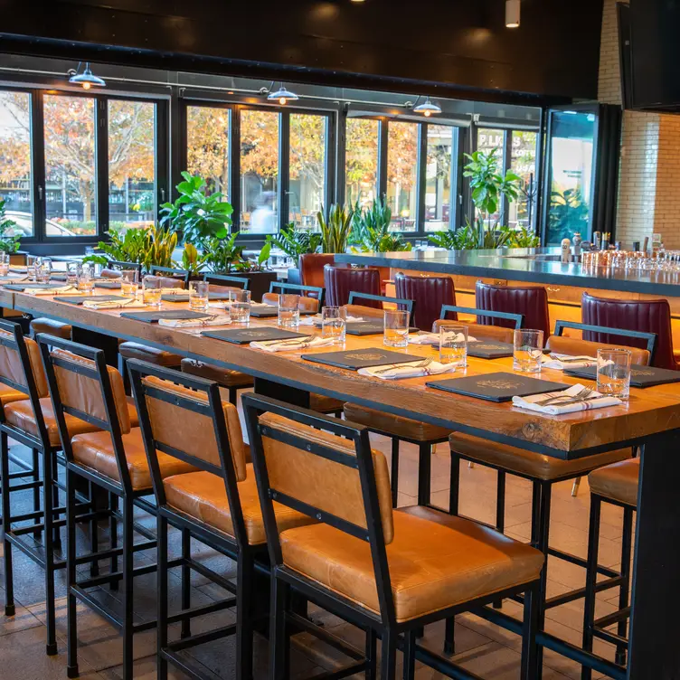 Earls Kitchen + Bar - Assembly Row Restaurant - Somerville, MA | OpenTable