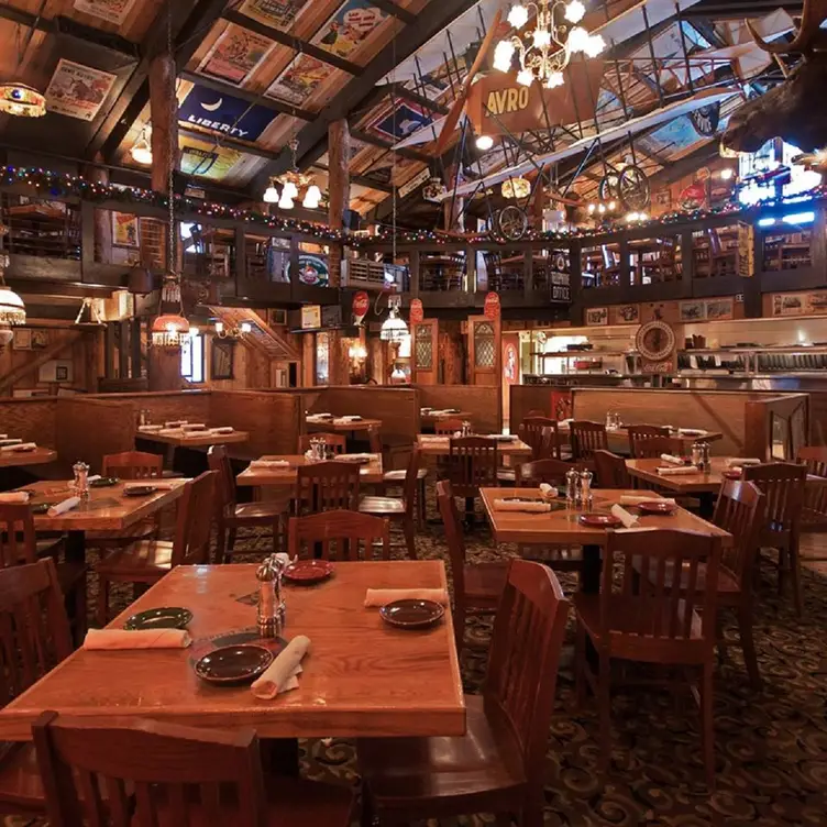 Mangy Moose Restaurant and Saloon，WYJackson Hole