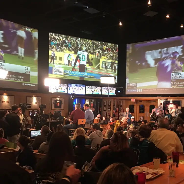 Sneakers Sports Grille Restaurant Jacksonville Beach, FL OpenTable