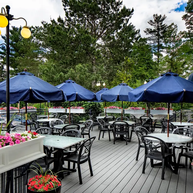 Speaker’s Corner DoubleTree by Hilton Nashua Restaurant Nashua, NH