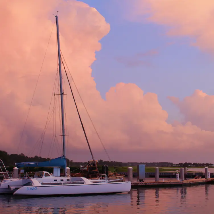 Yacht Basin - Quarterdeck Waterfront Dining, Hilton Head Island, SC