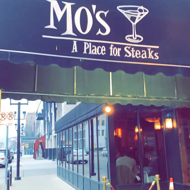 Mo's A Place for Steaks - Milwaukee, Milwaukee, WI
