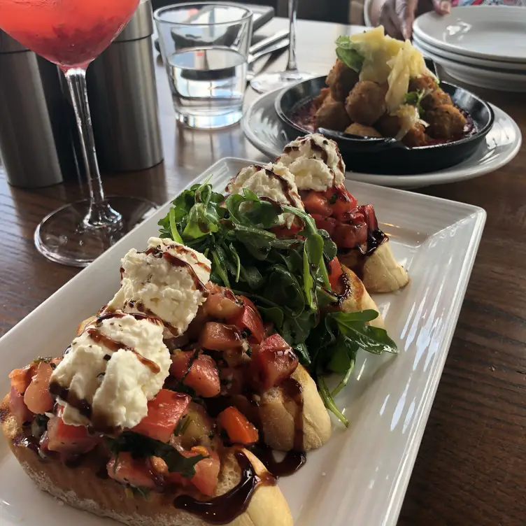 Pinstripes Bethesda Restaurant North Bethesda, MD OpenTable