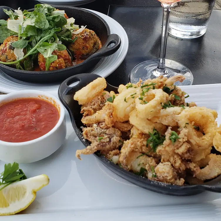 Pinstripes Restaurant Washington, DC OpenTable