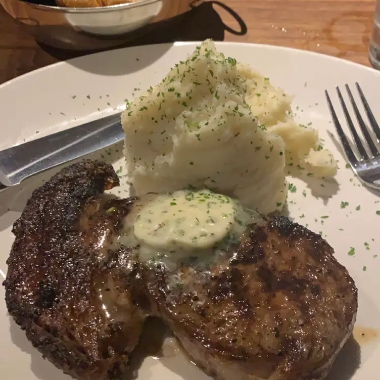 Stoney River Steakhouse and Grill - Chesterfield Restaurant ...