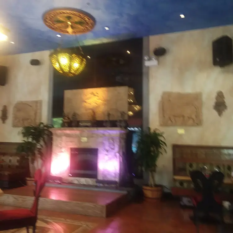 Alhambra Palace Restaurant, Chicago, IL