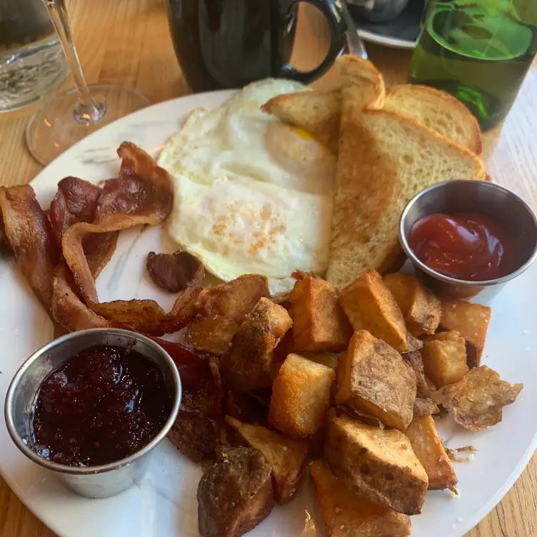 Louie's Wine Dive Indianapolis Restaurant Indianapolis, IN OpenTable