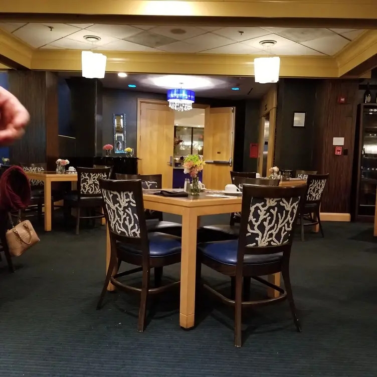 Beacon Bar and Grill Restaurant Washington, DC OpenTable