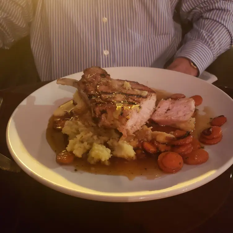 Clifton Martini & Wine Bar Restaurant Updated 2023 Book your table now