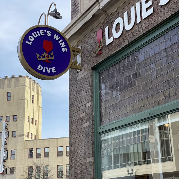 Louie's Wine Dive Indianapolis Restaurant Indianapolis, IN OpenTable