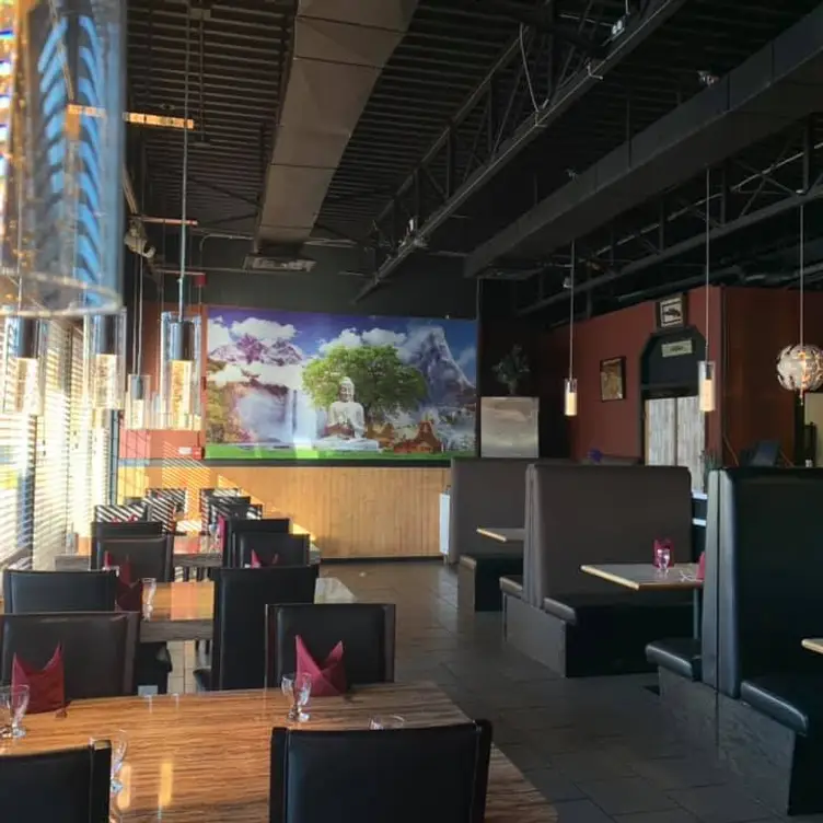 Saffron Bistro & Bar - Strathmore, Alberta, Strathmore, AB