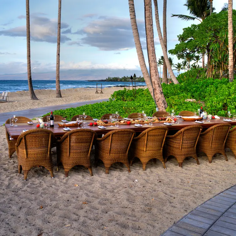 Beach Tree Restaurant, Bar and Lounge, Kaupulehu, HI Beach Tree Restaurant, Bar and Lounge, Kaupulehu, HI
