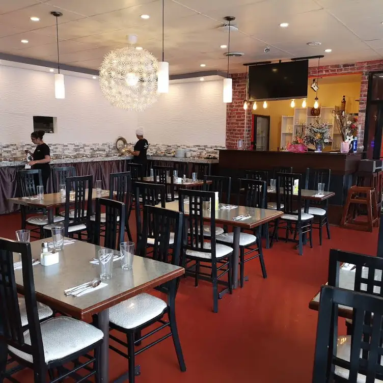 Mumbai Dakar Restaurant, Edmonton, AB