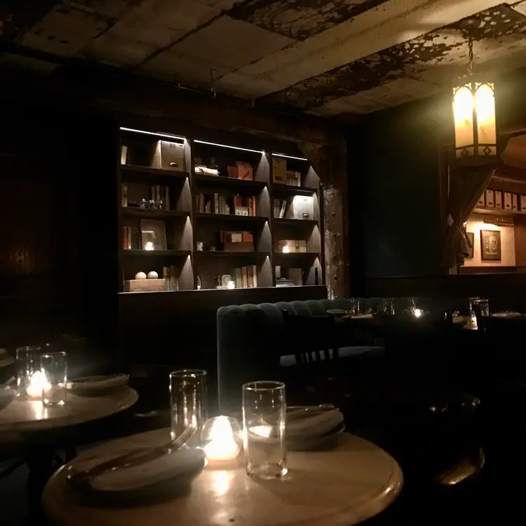 Harp & Crown, Philadelphia, PA