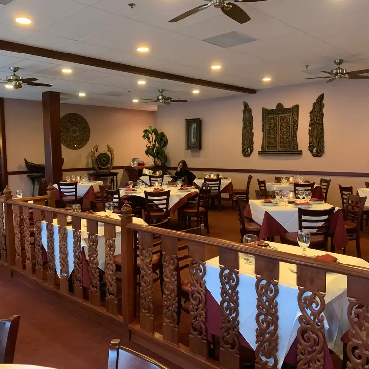 Addie's Thai House，MOChesterfield