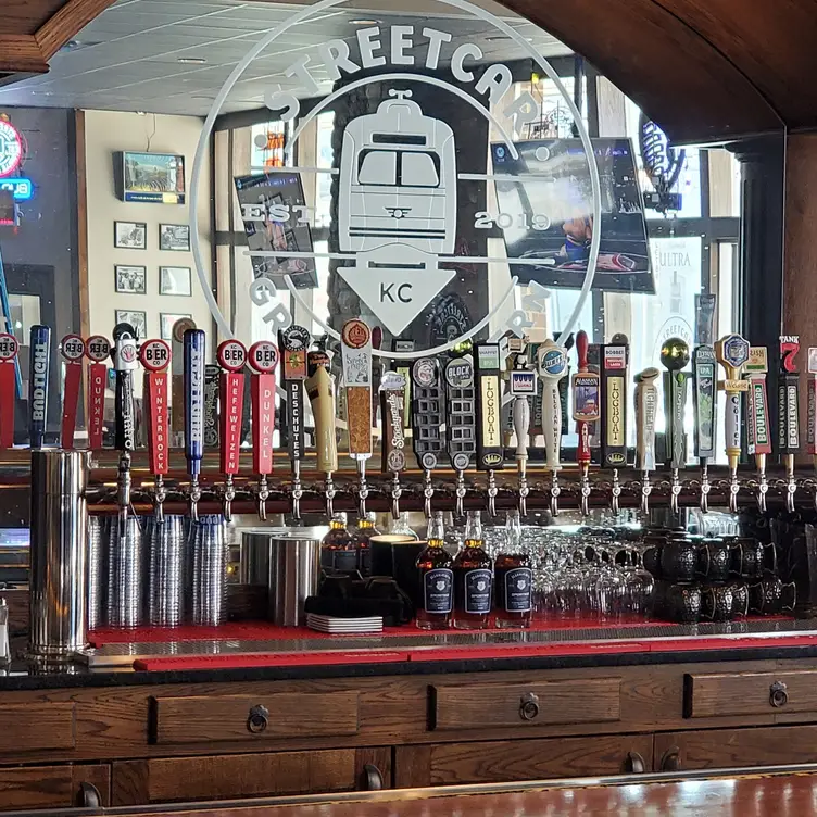 Streetcar Grille & Tavern Updated 2024, American Restaurant in Kansas