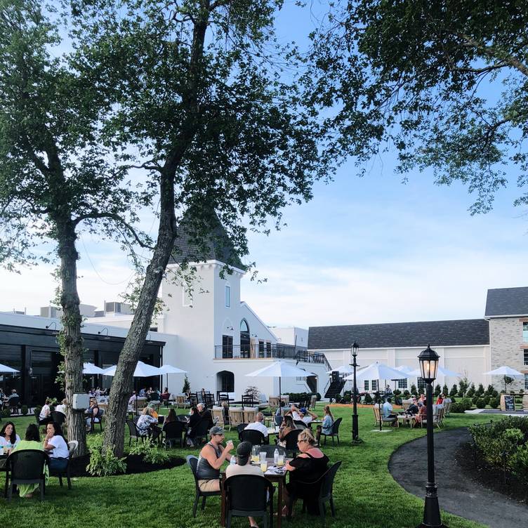 The Champagne Patio Garden Restaurant Egg Harbor City Nj Opentable