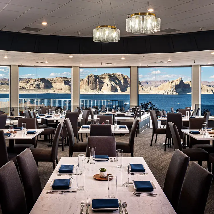 Rainbow Room at Lake Powell Resorts and Marinas，AZPage