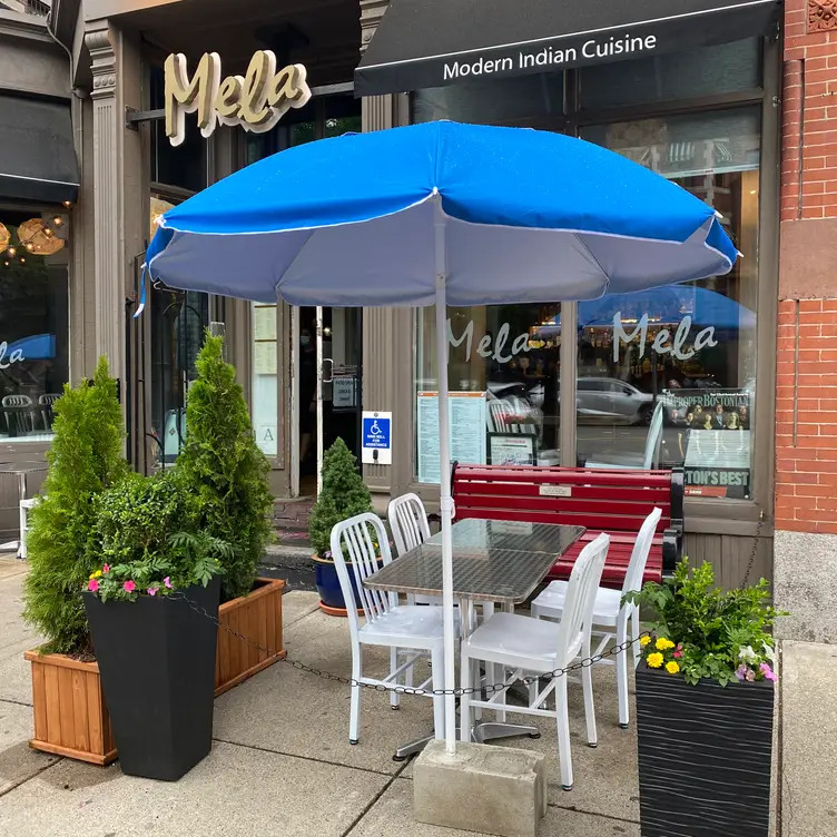 Mela Restaurant，MABoston