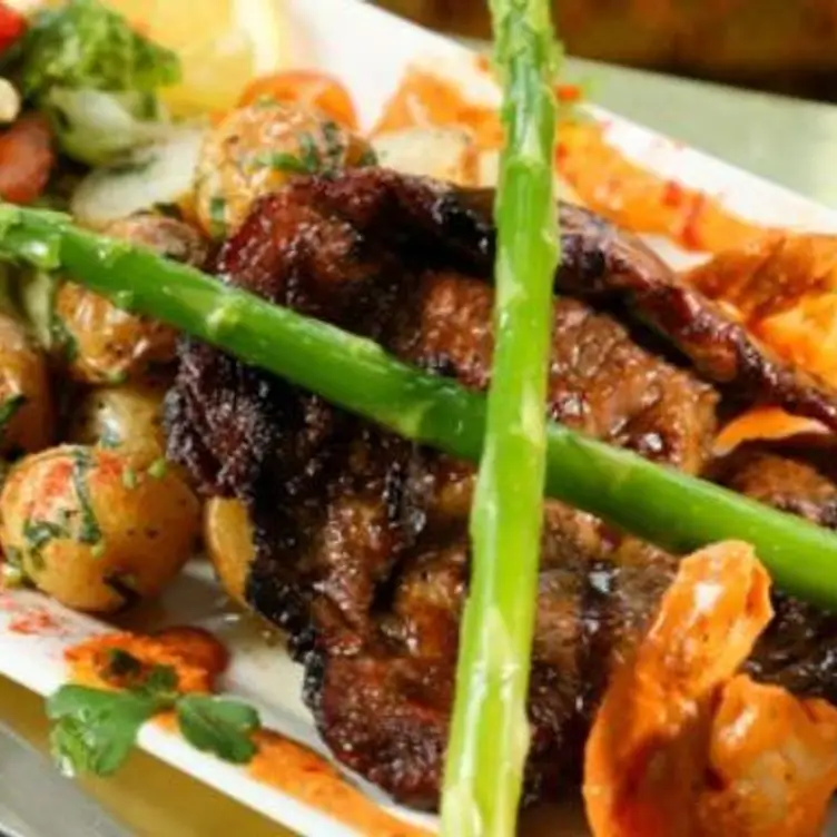 Al-Bader Lebanese and Moroccan Cuisine Restaurant - Birmingham, ENG