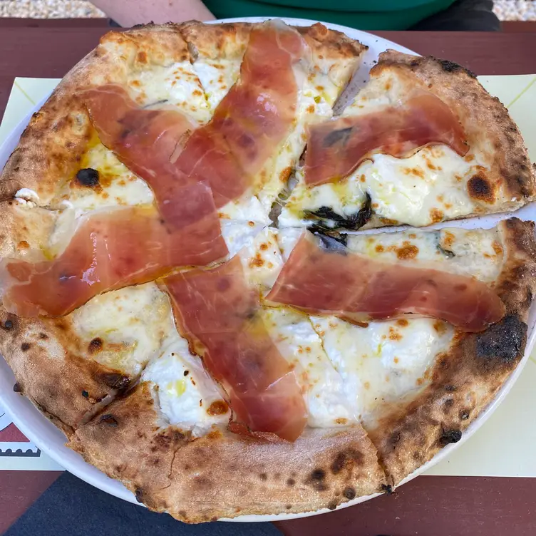 La Posta Pizzeria & Italian Kitchen Restaurant Severna Park, MD