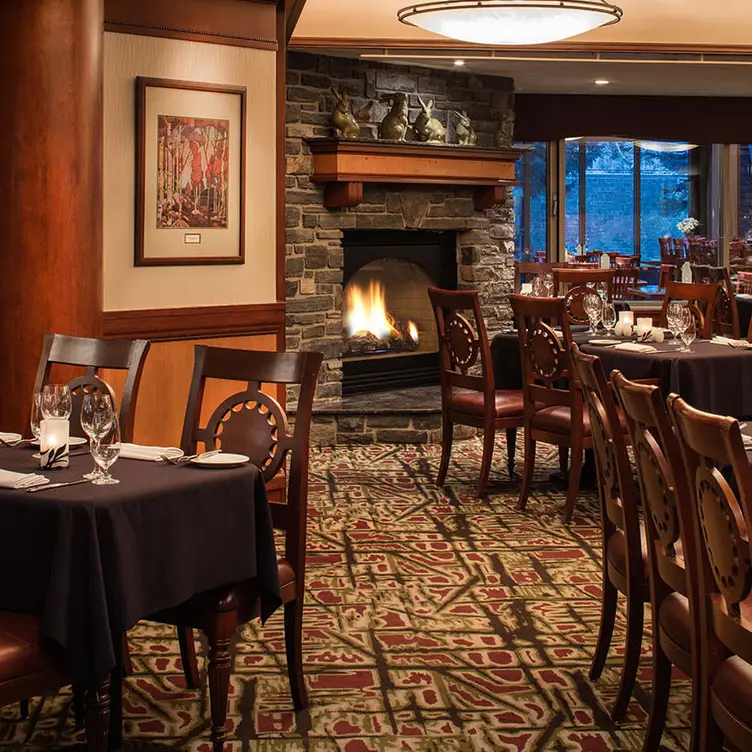 The Evergreen Restaurant & Lounge，ABBanff