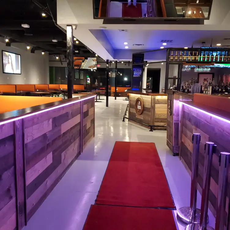 Azura Bar & Lounge, Houston, TX