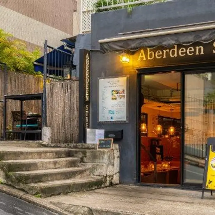 Aberdeen Street Organic Restaurant, Hong Kong, 