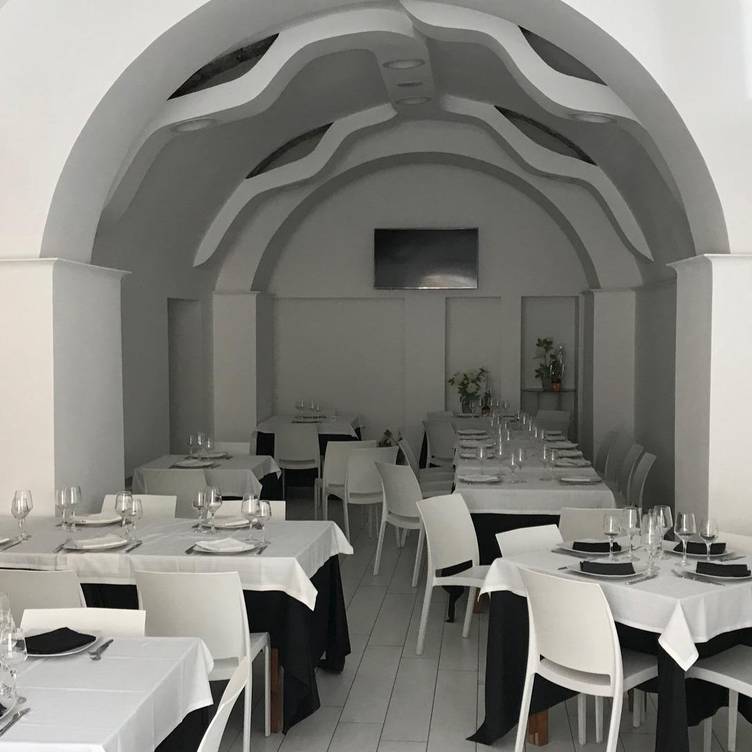 L Arco Antico Restaurant Caltagirone Si Opentable