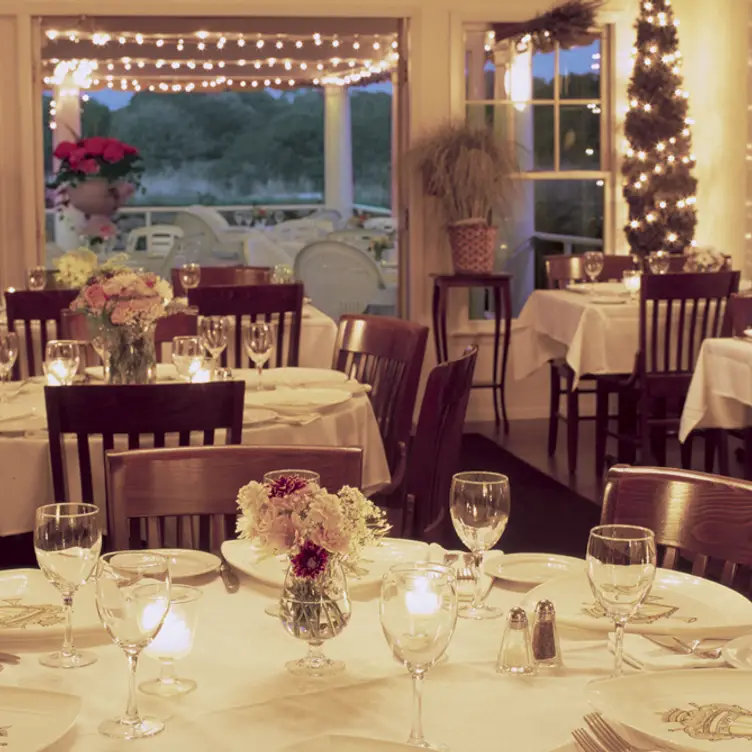 Trumpets on the Bay Restaurant Eastport, NY OpenTable