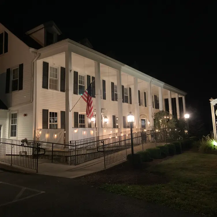 Oxford House Tavern, Oxford, CT