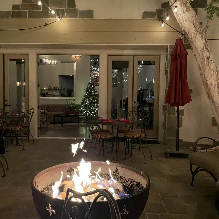 Mélange Restaurant & Bar at the Chateau Lake La Quinta, La Quinta, CA