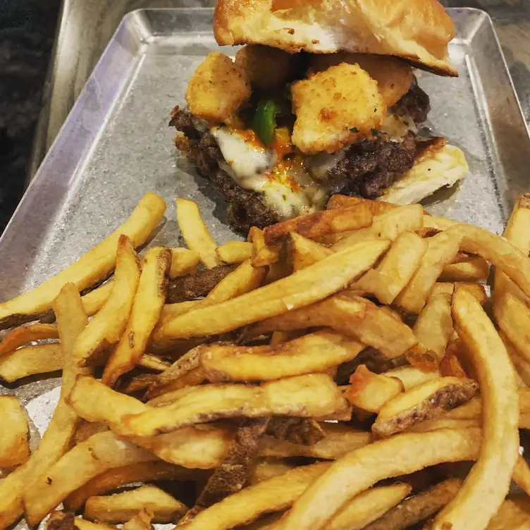 Twisted Tavern, Arnold, MO